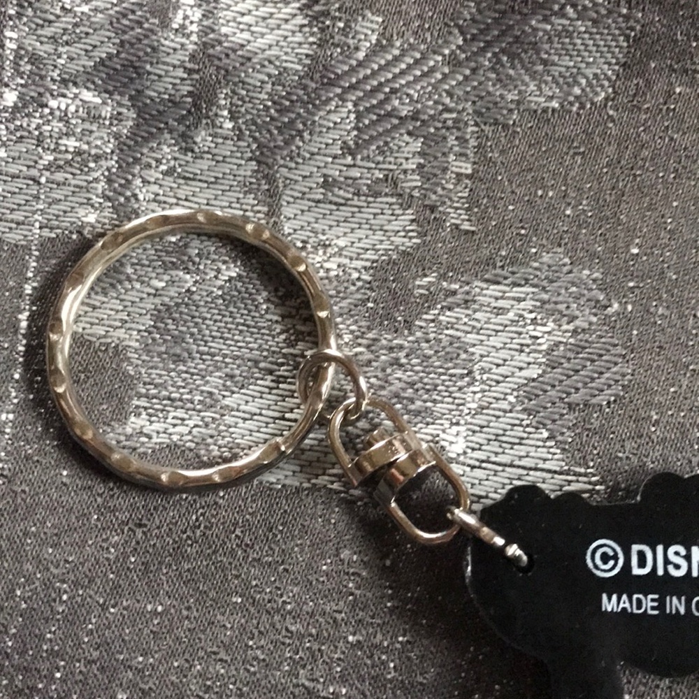 Disney Keychain - Picture 3 of 4
